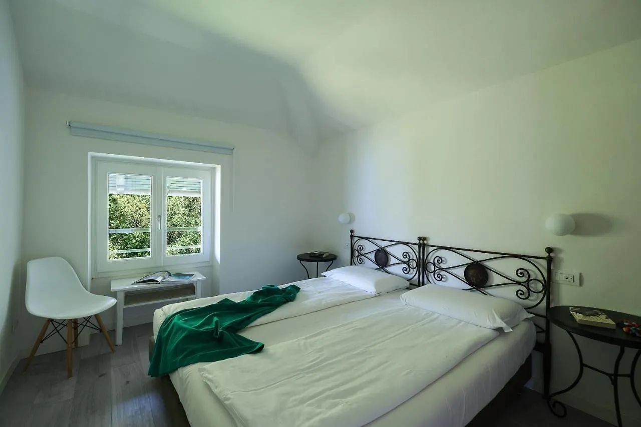 Daire Villa Gina Varenna
